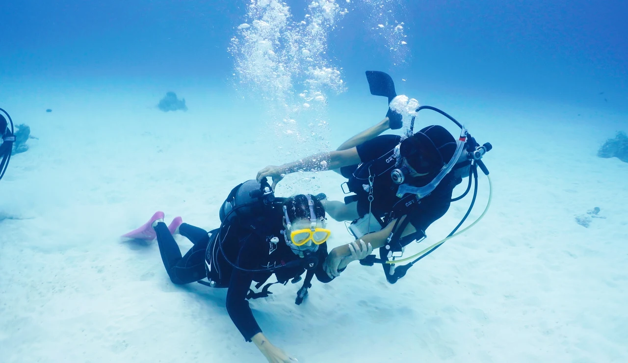 La inolvidable experiencia del buceo de los Sánchez Saborido