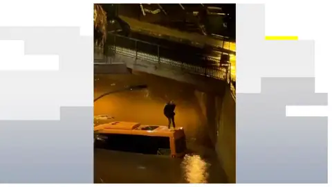 Agónico rescate en Tenerife. Agónico rescate en Tenerife.