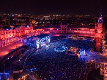 La Plaza de Espa&ntilde;a de Sevilla como escenario: la experiencia Ic&oacute;nica que transforma la m&uacute;sica en memoria