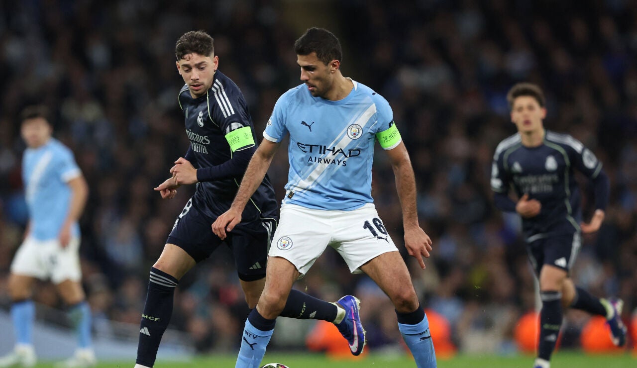 Rodri Hern&aacute;ndez, en el partido ante el Real Madrid en el Etihad Stadium