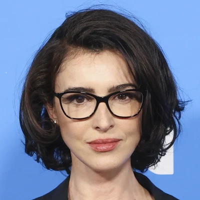 Blanca Romero ante los micrófonos