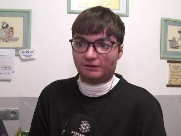 Adri&aacute;n, paciente que recibir&aacute; tratamiento para la piel de mariposa