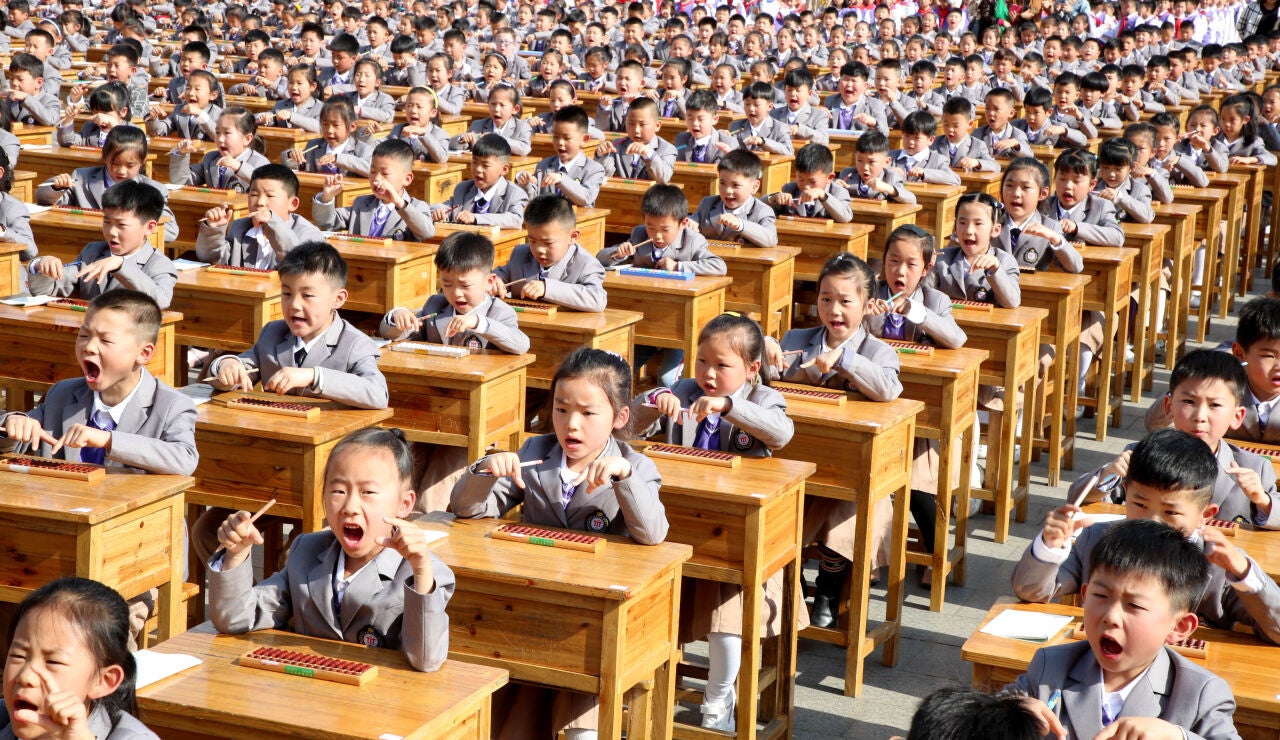 Imagen de archivo de estudiantes chinos.