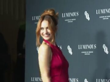 Nace Lily James