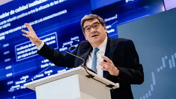 El Gobernador del Banco de España, José Luis Escrivá, durante el VI Observatorio de las Finanzas, en la Universidad Camilo José Cela. El Gobernador del Banco de España, José Luis Escrivá, durante el VI Observatorio de las Finanzas, en la Universidad Camilo José Cela.