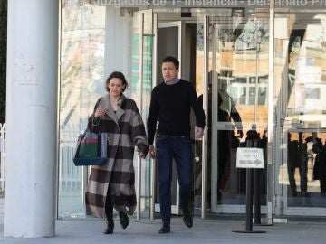 Errej&oacute;n sale de los juzgados