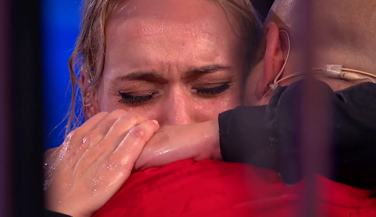 Patricia Conde se rompe al plantar cara a su trauma con el fuego