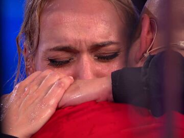 Patricia Conde se rompe al plantar cara a su trauma con el fuego