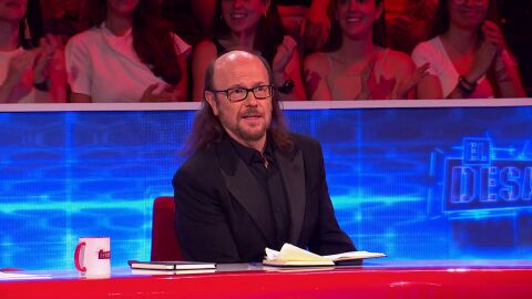 Santiago Segura pulsa el bot&oacute;n de la injusticia a favor de Patricia Conde antes de conocer las votaciones