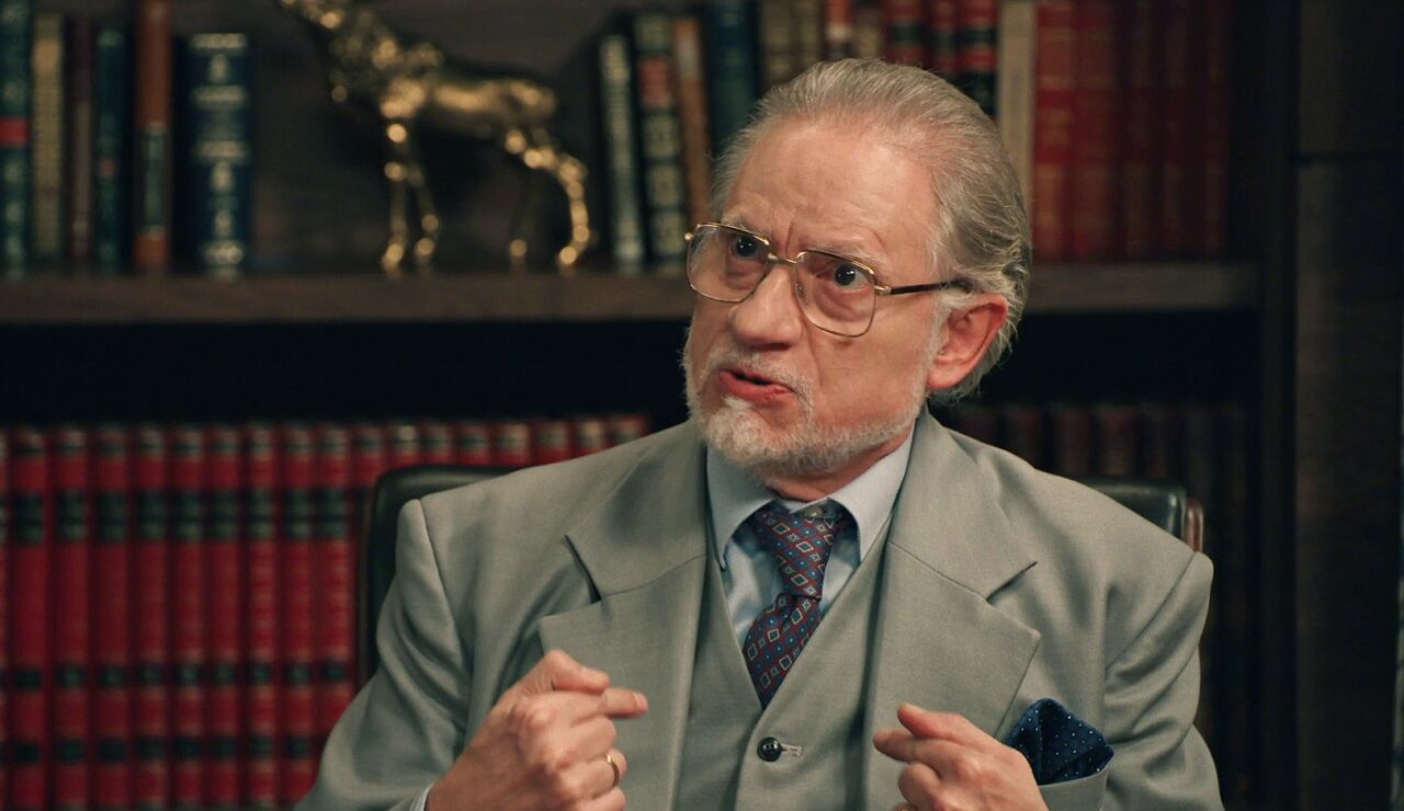 Dami&aacute;n se derrumba ante el art&iacute;culo de Gabriel