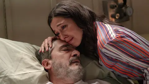 Luz se despide de su padre y cumple su última voluntad ayudándole a morir Luz se despide de su padre y cumple su última voluntad ayudándole a morir