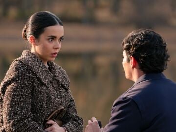 Andr&eacute;s frena a &Aacute;lvaro antes de que vuelva a provocar otro enfrentamiento en la colonia 