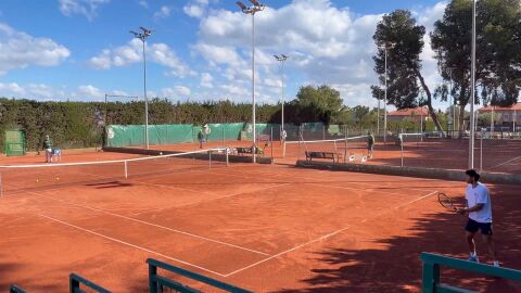 Carlos Alcaraz regresa a la tierra en Murcia y arranca la cuenta atr&aacute;s hacia Montecarlo
