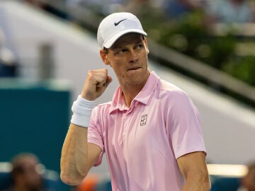 El italiano Jannik Sinner, victorioso en Miami