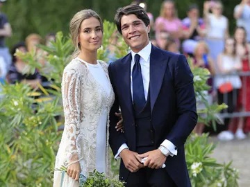 María Pombo y Pablo Castellano ante las cámaras el día de su boda María Pombo y Pablo Castellano ante las cámaras el día de su boda