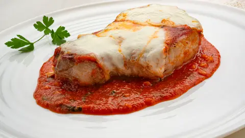 Chuleta de cerdo a la pizzaoila Chuleta de cerdo a la pizzaoila