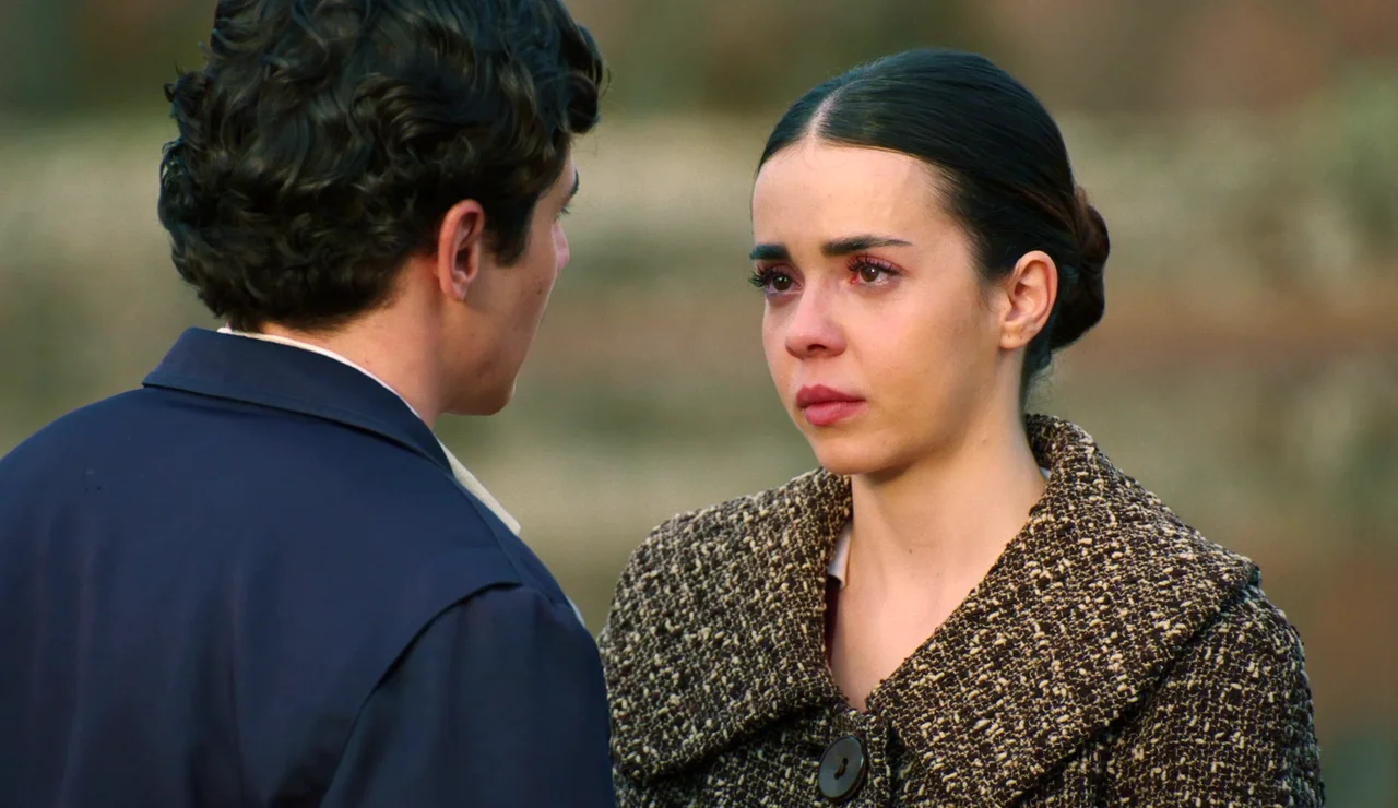 Paula rompe con su novio y rechaza su propuesta de matrimonio