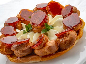 El postre cl&aacute;sico para triunfar: Saint Honor&eacute; de Eva Argui&ntilde;ano