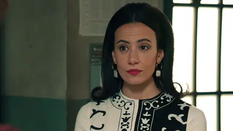 Cloe tiene un bonito gesto con Marta Cloe tiene un bonito gesto con Marta