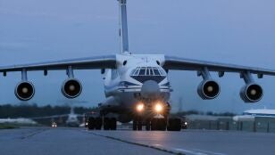 Avi&oacute;n de transporte militar ruso.