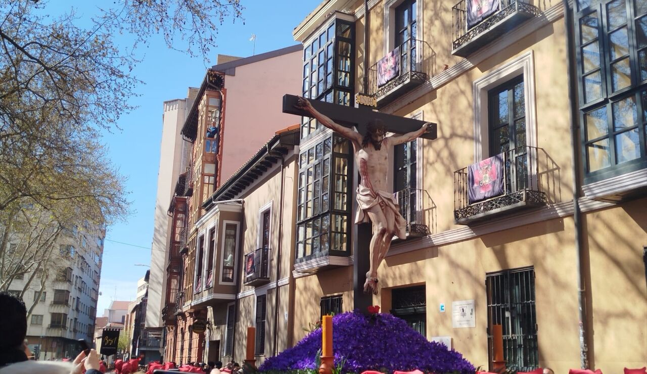 Procesi&oacute;n del 'Sant&iacute;simo Cristo de la Luz' Valladolid