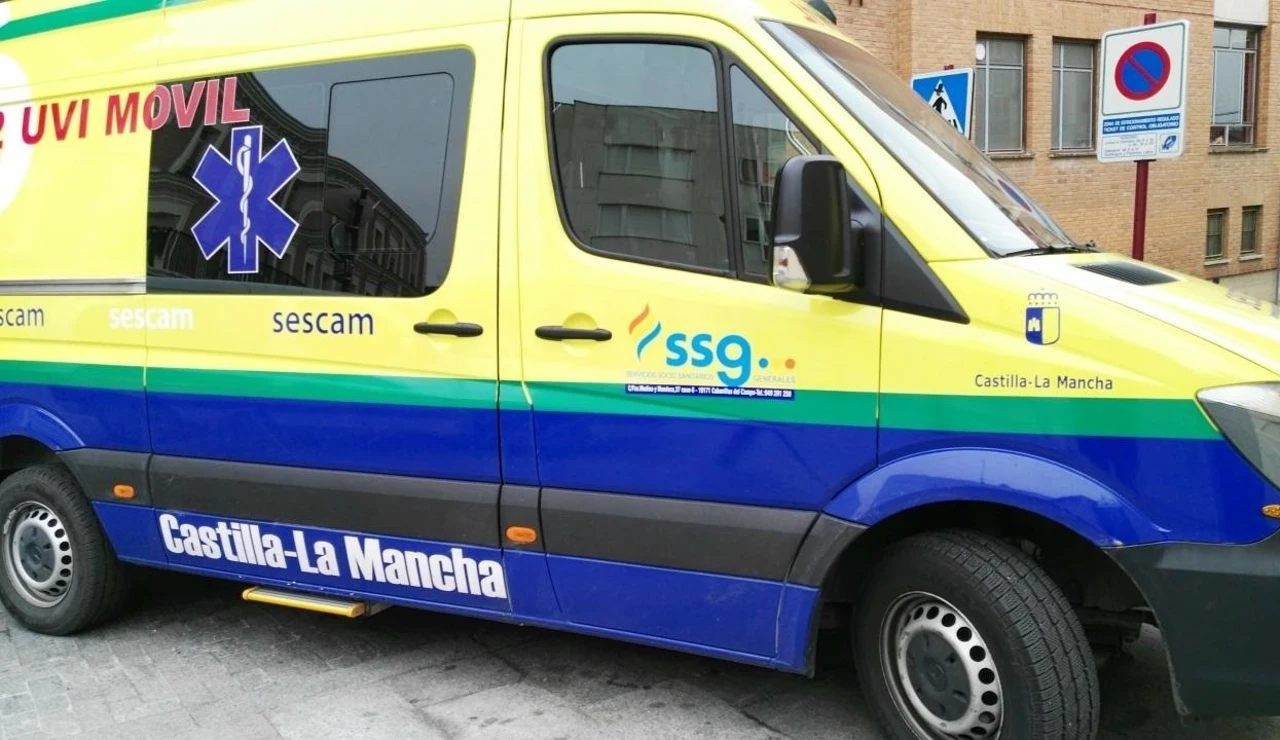 Imagen de archivo de una ambulancia de Castilla-la Mancha