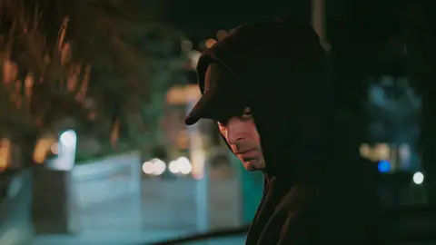 ¿Podrá Ferit proteger a Seyran de la locura de Sinan? ¿Podrá Ferit proteger a Seyran de la locura de Sinan?