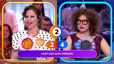 Pastora Soler y Virginia Riezu, más perdidas que nunca en La Pista: “¿¡Esto qué es?!” Pastora Soler y Virginia Riezu, más perdidas que nunca en La Pista: “¿¡Esto qué es?!”