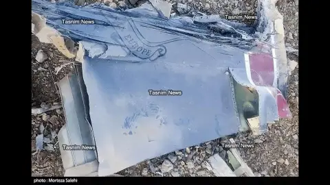 Imagen de los supuestos restos del caza estadounidense F-15E derribado en el sur de Irán Imagen de los supuestos restos del caza estadounidense F-15E derribado en el sur de Irán