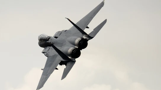 Caza F-15 Caza F-15