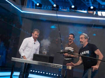 "&iexcl;Es el efecto humo de los magos!": Luis Zahera alucina con el explosivo experimento de Marron