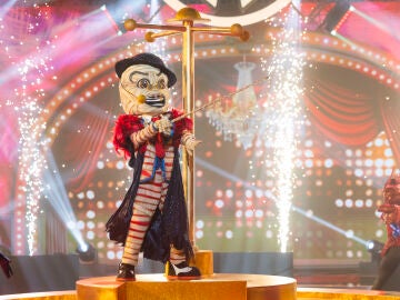 &iexcl;Menudo ritmo! Momia se &lsquo;viste&rsquo; de &Aacute;lvaro de Luna y quiere &lsquo;Todo contigo&rsquo; en Mask Singer 