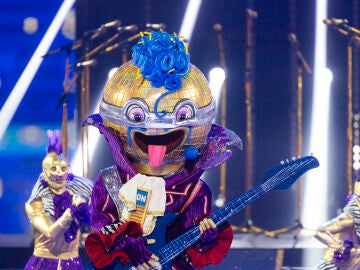 Micr&oacute;fono da la nota con &lsquo;I Gotta Feeling&rsquo; y divide a los investigadores