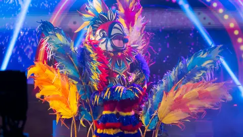 Loro revoluciona el escenario de Mask Singer al ritmo de ‘Samba do Brasil’ Loro revoluciona el escenario de Mask Singer al ritmo de ‘Samba do Brasil’