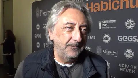 Juan José Carmona ante las cámaras Juan José Carmona ante las cámaras