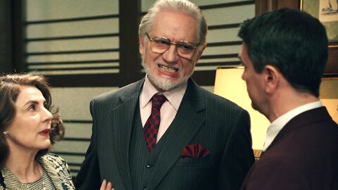 Dami&aacute;n, al l&iacute;mite, se enfrenta a Gabriel: &ldquo;T&uacute; no eres nadie para hablar de Perfumer&iacute;as De la Reina&rdquo;