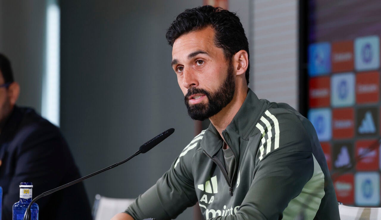 &Aacute;lvaro Arbeloa, en rueda de prensa en Valdebebas