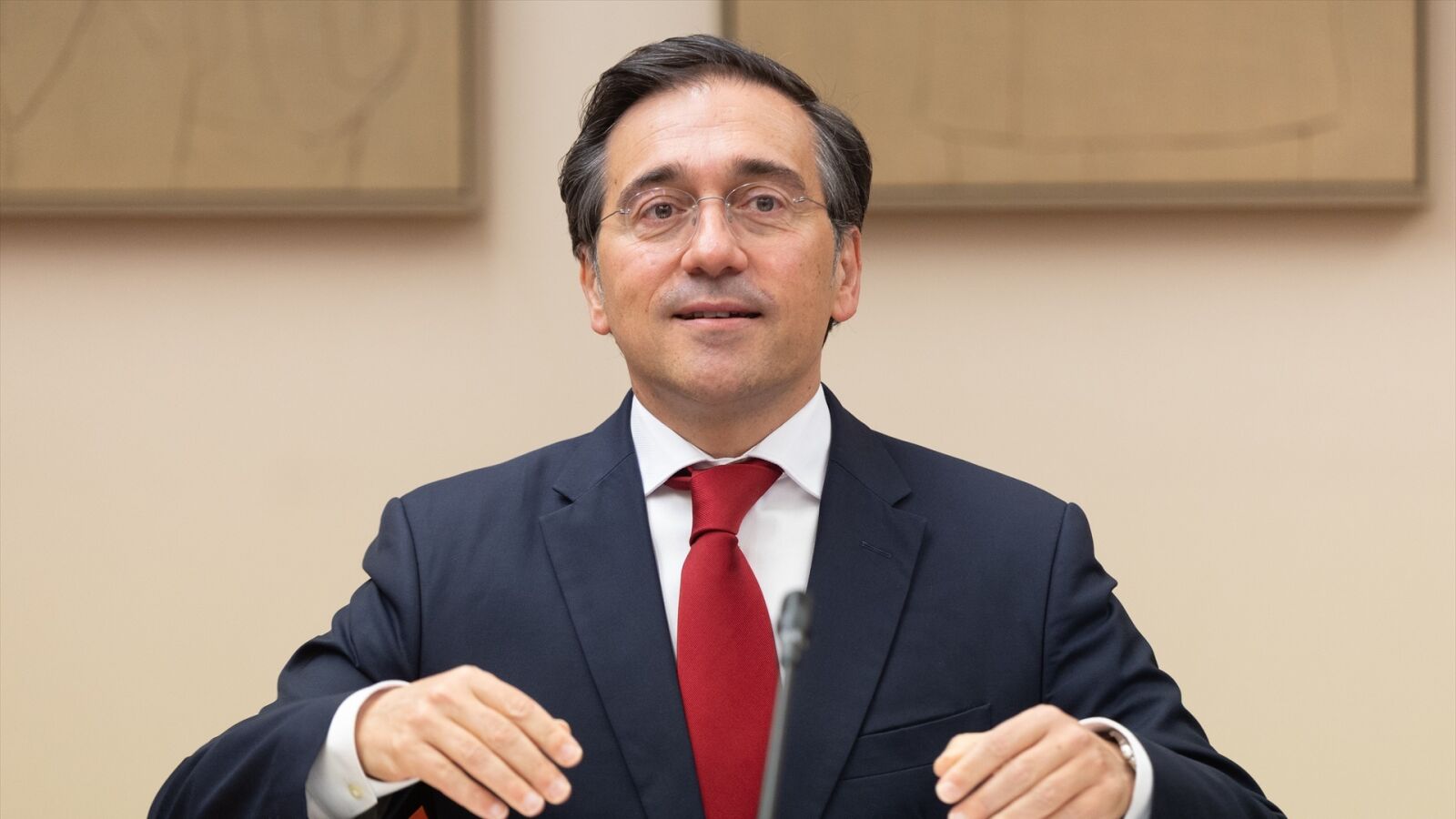 España confirma que reabrirá su embajada en Teherán tras el alto el fuego de EEUU e Irán