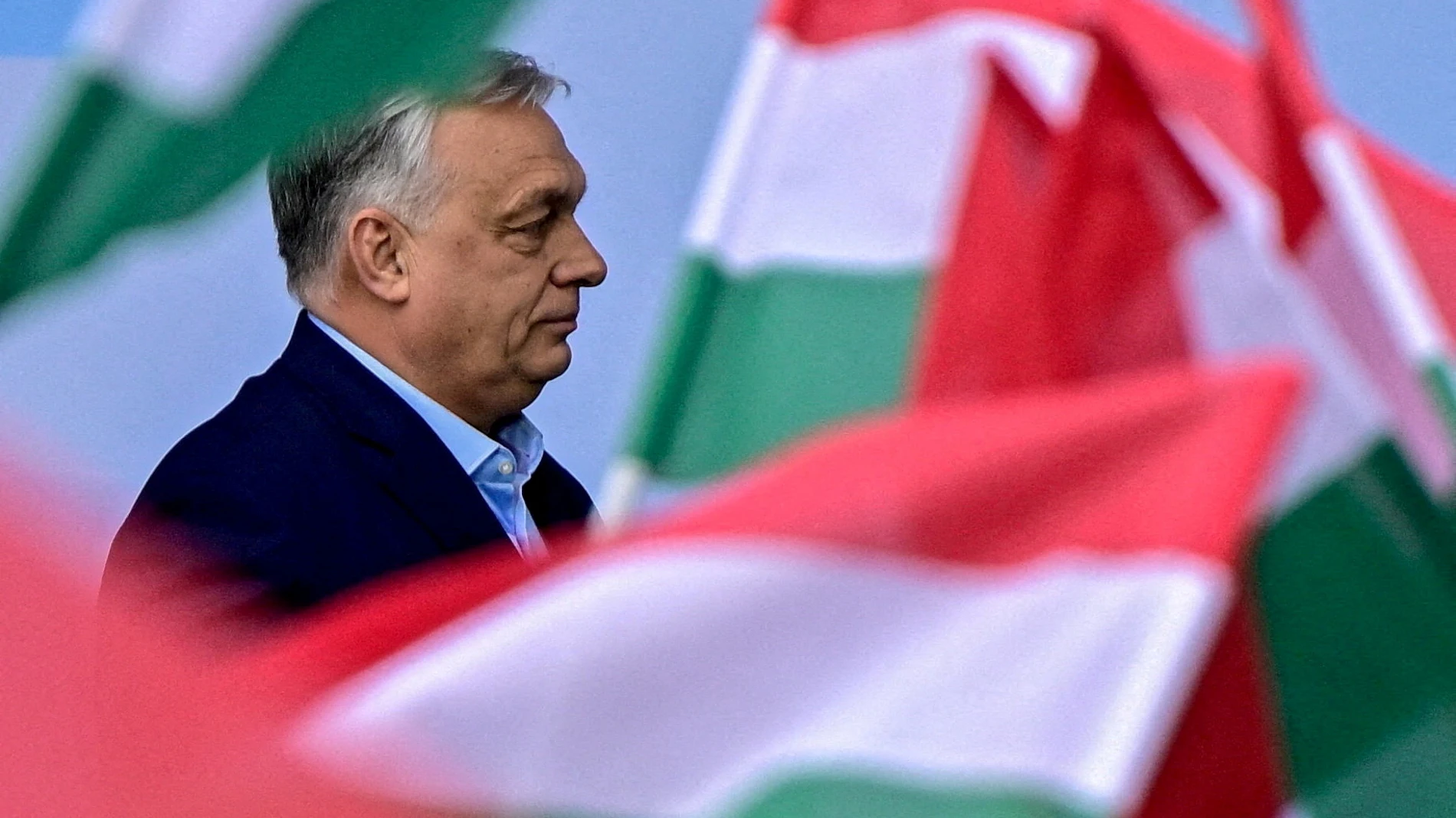 Orbán, ¿el fin de la "democracia iliberal"? Orbán, ¿el fin de la "democracia iliberal"?