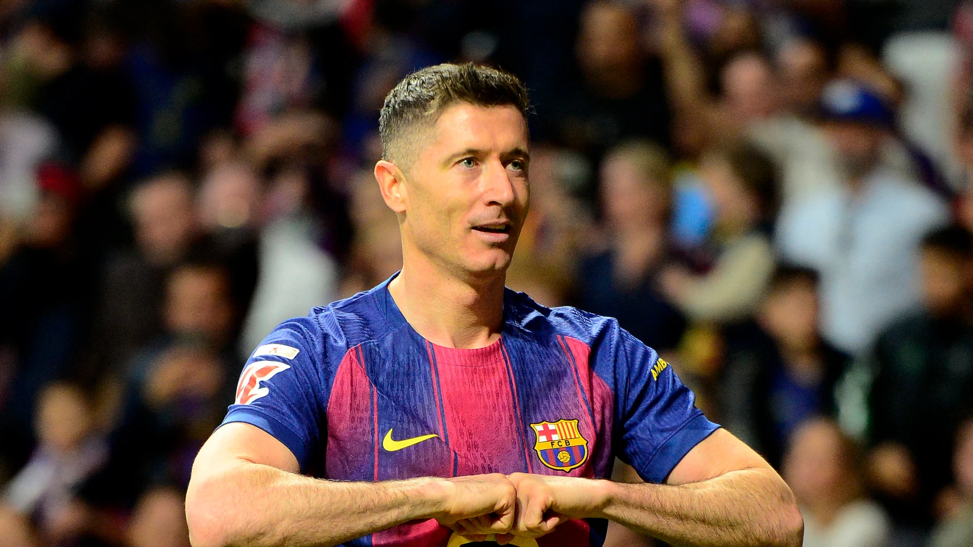 Robert Lewandowski celebra un gol con el Barcelona Robert Lewandowski celebra un gol con el Barcelona