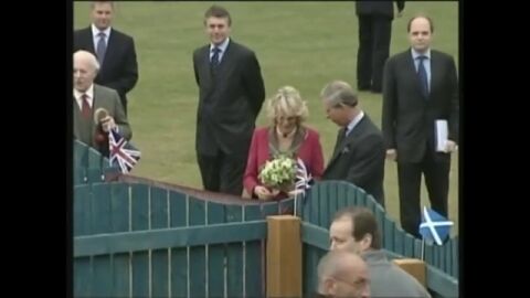 Primer acto oficial del pr&iacute;ncipe Carlos de Inglaterra y Camilla tras su boda civil