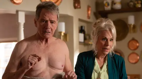 Bryan Cranston y Jane Kaczmarek en Malcolm: De mal en peor Bryan Cranston y Jane Kaczmarek en Malcolm: De mal en peor