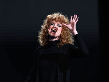 Elegancia y precisi&oacute;n: Cristina Casta&ntilde;o hipnotiza con &lsquo;Amor mio&rsquo; de Mina 