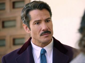 Beatriz confiesa a Pelayo que ella es la mujer que conoci&oacute; en M&eacute;xico