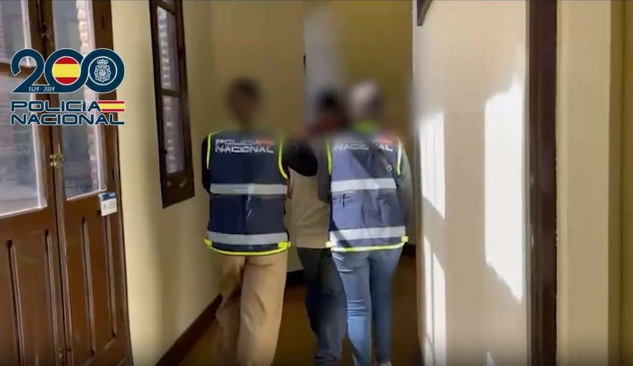 Detenido por estafar a jóvenes sudamericanos con la promesa de jugar en la élite del fútbol español