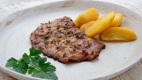 Secreto ib&eacute;rico asado con manzana, de Argui&ntilde;ano: "Una receta muy f&aacute;cil de hacer y muy rica de comer"