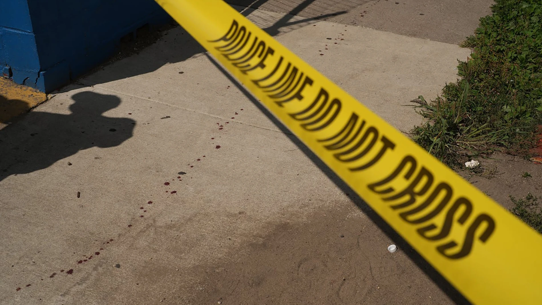 Un hombre mata a tiros a una embarazada después de que esta le pitara con su claxon Un hombre mata a tiros a una embarazada después de que esta le pitara con su claxon