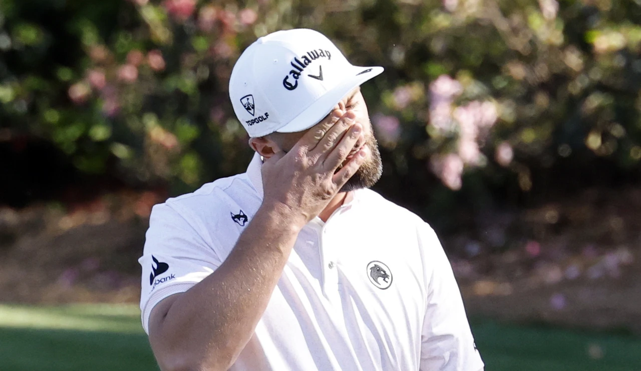 Jon Rahm se lamenta tras un golpe este jueves en el Masters de Augusta