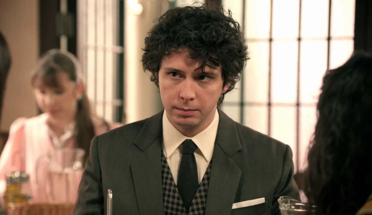 Miguel toma una drástica decisión y decide mudarse al dispensario