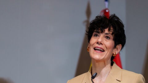 La ministra de Inclusi&oacute;n, Seguridad Social y Migraciones, Elma Saiz, participan en la presentaci&oacute;n de INTegraSS, a 9 de abril de 2026, en Madrid (Espa&ntilde;a). INTegraSS es la nueva herramienta de proyecci&oacute;n de las pensiones de la Seguridad Social.09 ABRIL 2026Matias Chiofalo / Europa Press09/04/2026